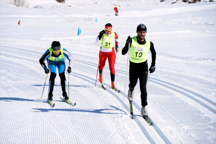 Ardahan'da 'Kayaklı Koşu' Yarışları