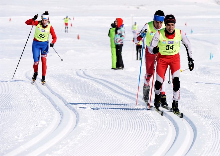 Ardahan'da 'Kayaklı Koşu' Yarışları