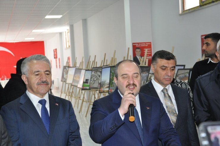 Sanayi ve Teknoloji Bakanı Varank Kars'ta