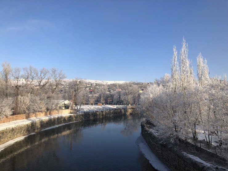 Doğu Anadolu Buz Tuttu: Kars Eksi 20