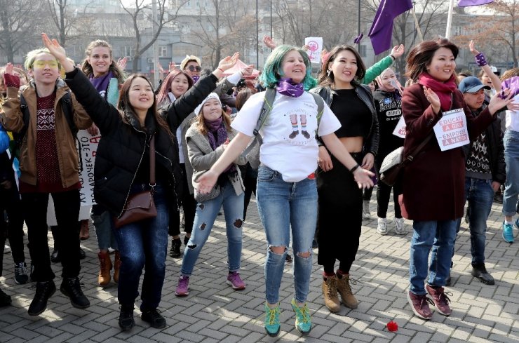 ‘Kadınlar Günü’nden Renkli Kareler