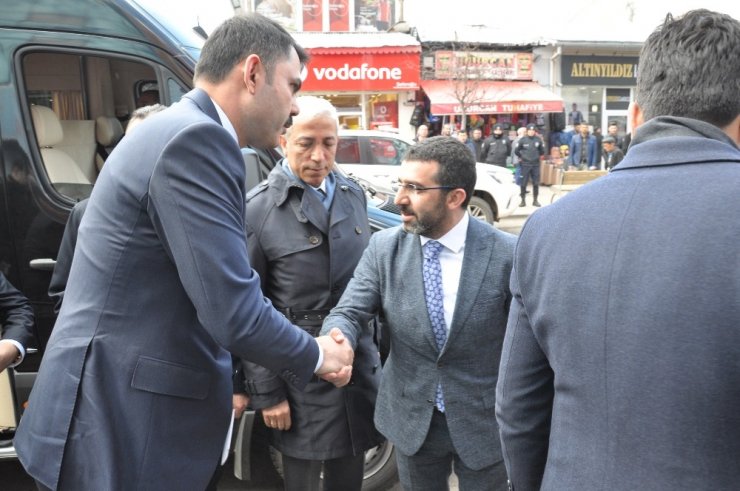 Çevre ve Şehircilik Bakanı Kurum Kars’ta