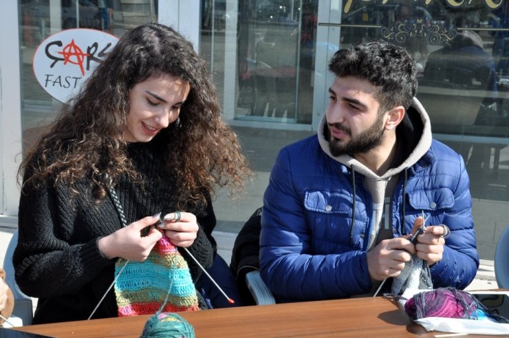 KAÜ'lü Öğrencilerin 'Örgülü Projesi'