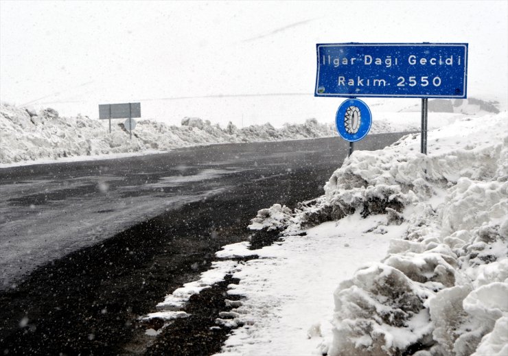 Ardahan'da Kar Yağışı