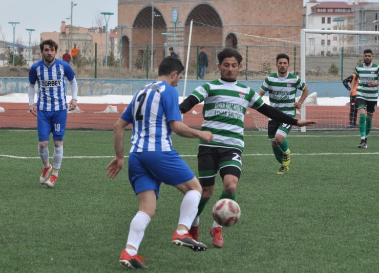 Amatör Lig Maçını Kağızman Kazandı