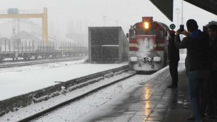 BTK'nın Yolcu Vagonları Kars’a Ulaştı