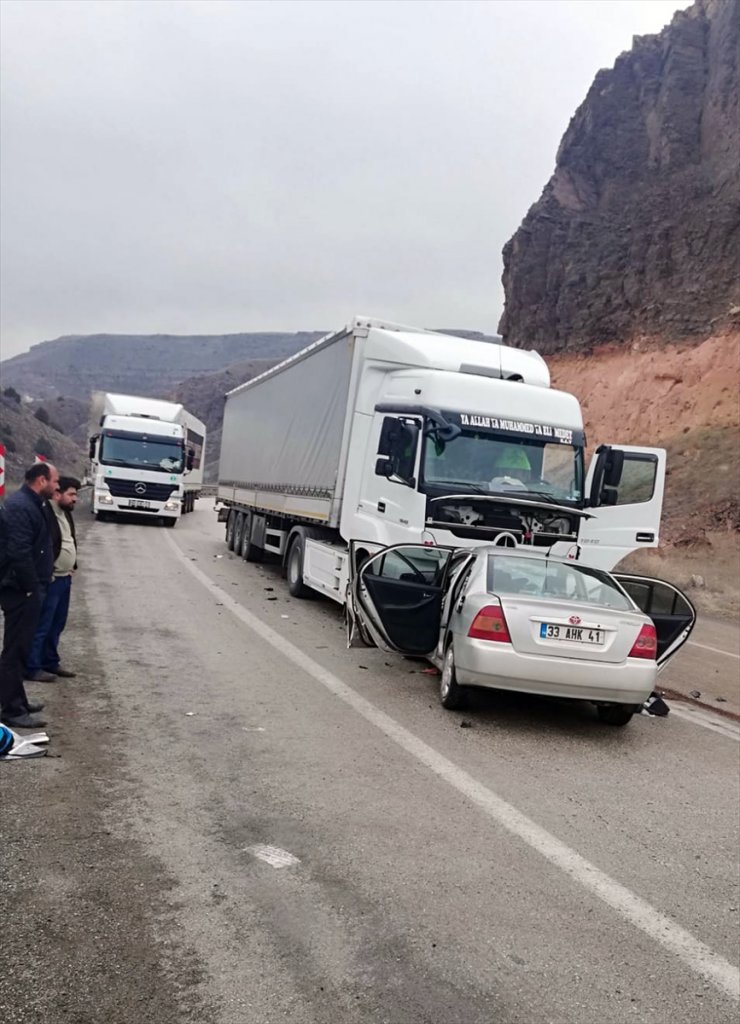 Sarıkamış’ta Trafik Kazası: 1 Ölü