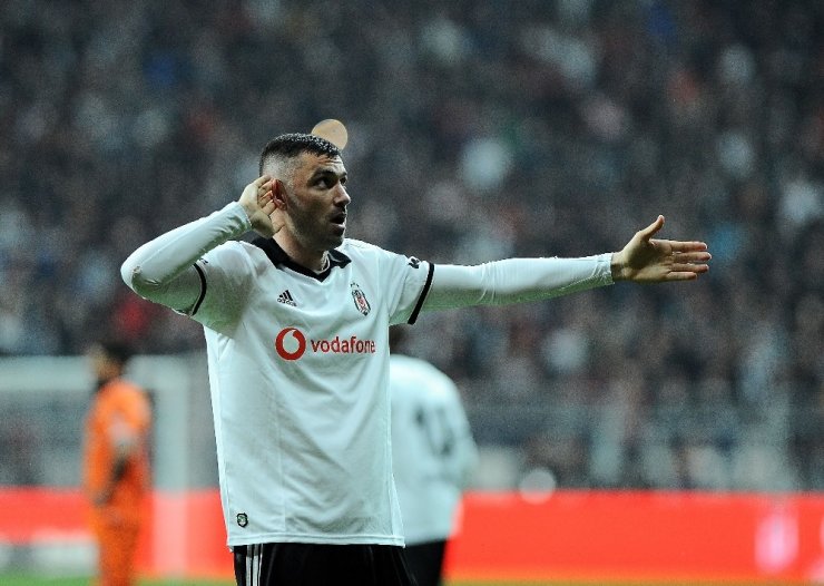 Beşiktaş, Başakşehir'i Affetmedi