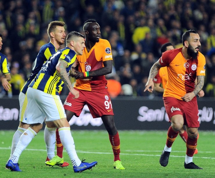 Fenerbahçe: 1 - Galatasaray: 1