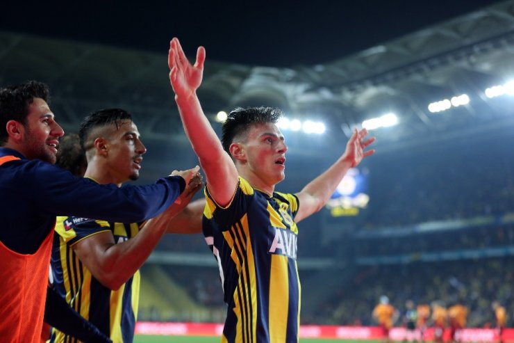 Fenerbahçe: 1 - Galatasaray: 1