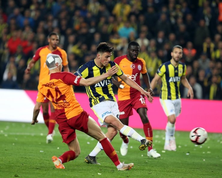 Fenerbahçe: 1 - Galatasaray: 1