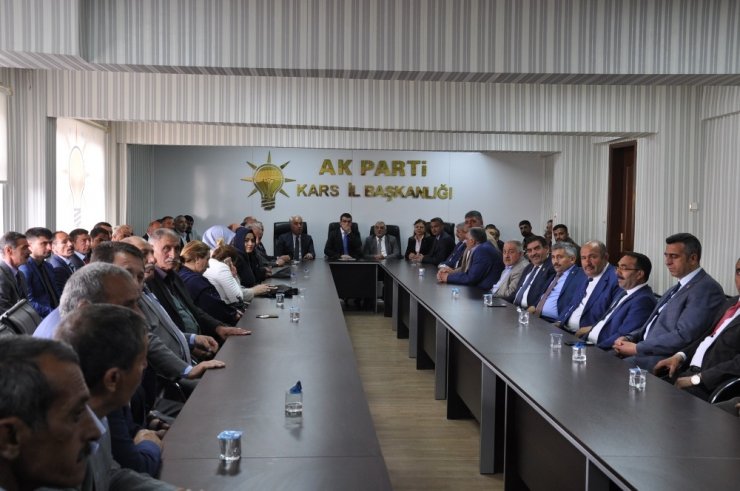 AK Parti’de Değerlendirme Toplantısı