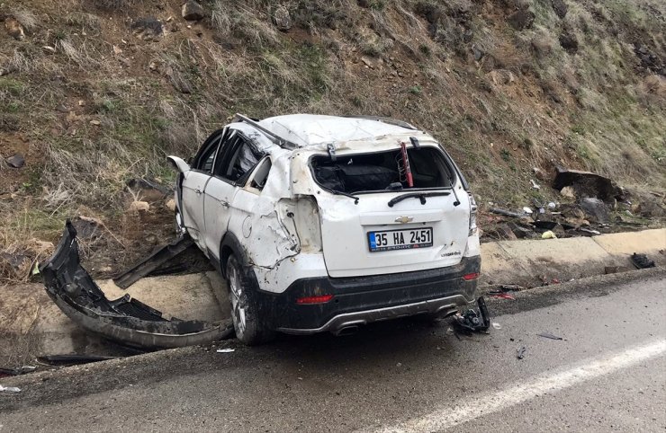 Sarıkamış'ta Trafik Kazaları: 1 Ölü, 2 Yaralı