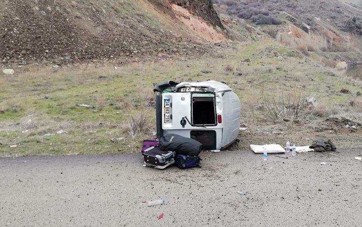 Sarıkamış'ta Trafik Kazaları: 1 Ölü, 2 Yaralı