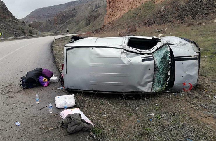 Sarıkamış'ta Trafik Kazaları: 1 Ölü, 2 Yaralı