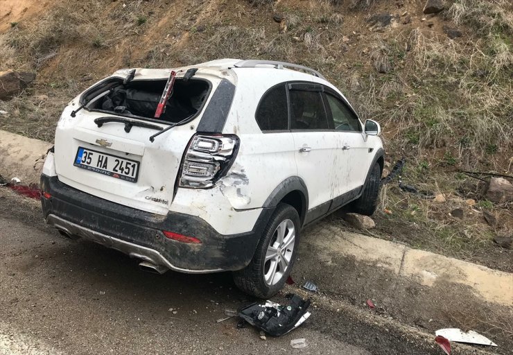 Sarıkamış'ta Trafik Kazaları: 1 Ölü, 2 Yaralı