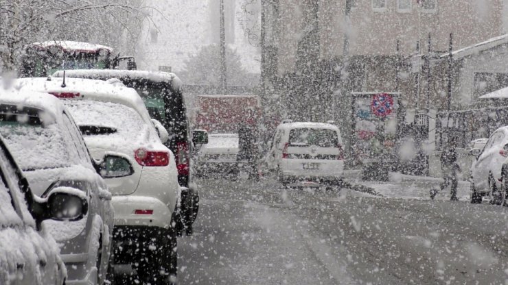 Nisan’da Ardahan’da Kar Sürprizi