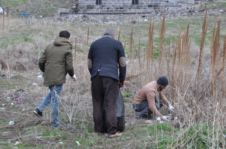 Kars Belediyesi’nden Bahar Temizliği