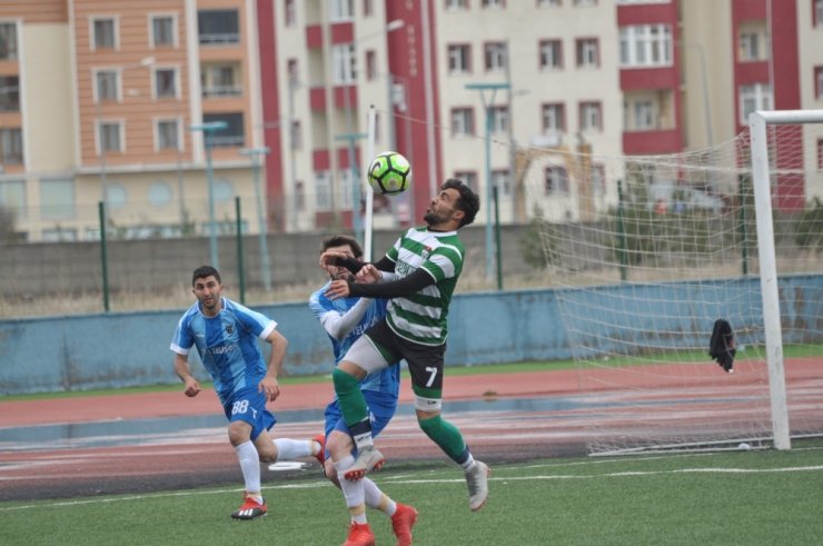 Kars 36 Spor’da Bal Ligi Sevinci