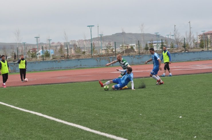 Kars 36 Spor’da Bal Ligi Sevinci