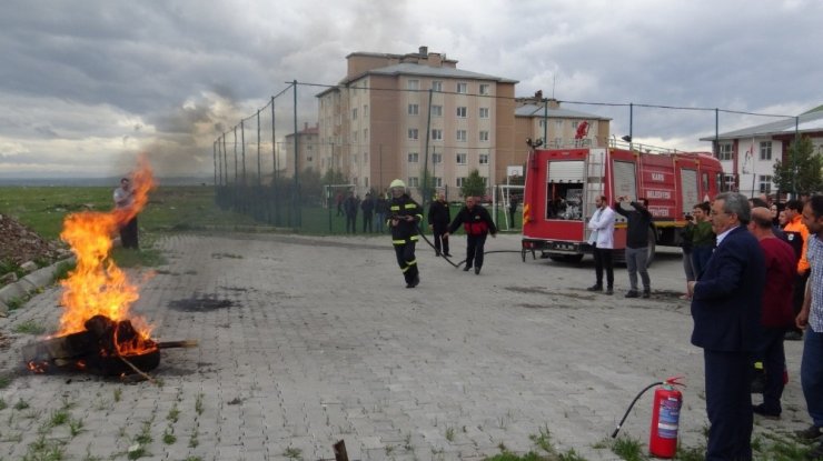 Yangın Tatbikatı Gerçeği Aratmadı