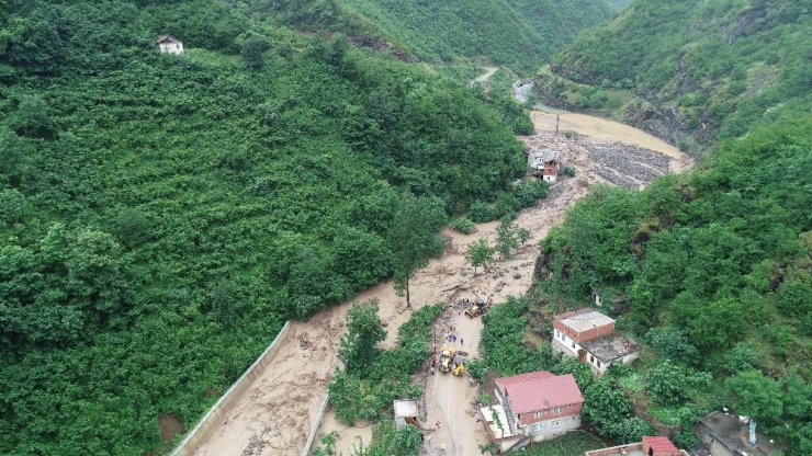 Trabzon’un Araklı'da HES Faciası