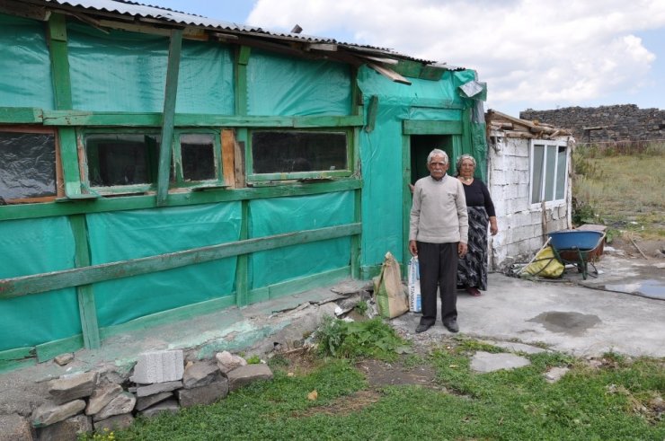 Tek Odada Yaşam Mücadelesi