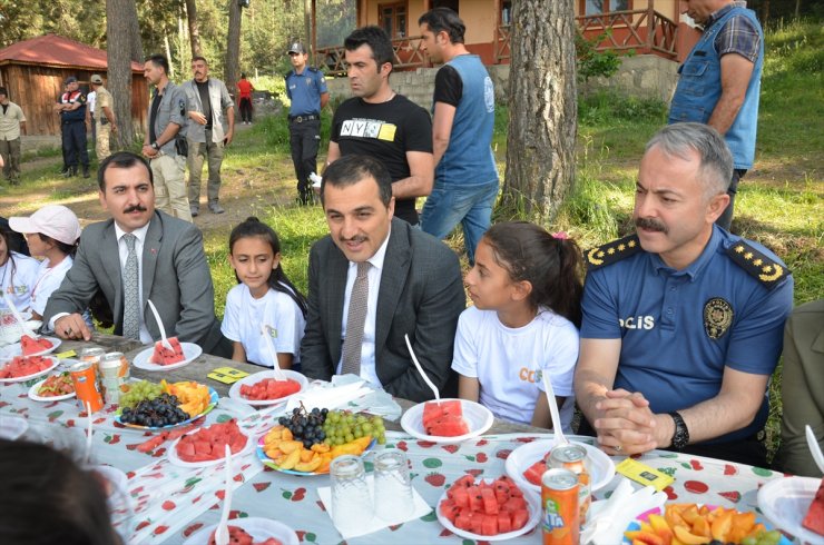 Çocuklar Polis Amcalarıyla Fidan Şenliğinde Buluştu