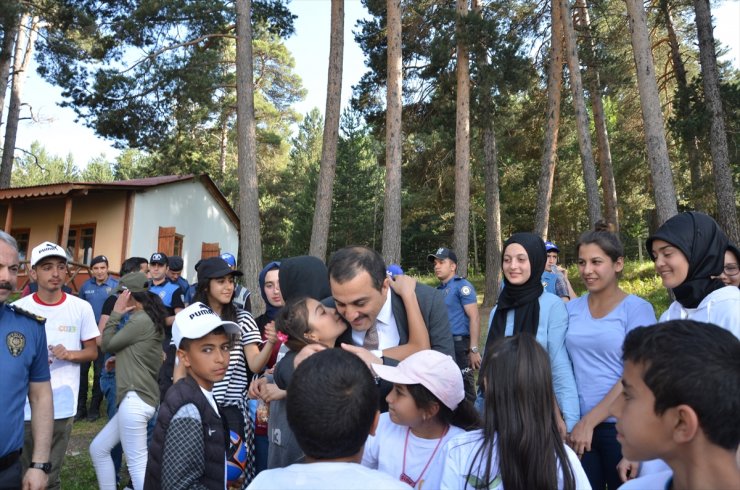 Çocuklar Polis Amcalarıyla Fidan Şenliğinde Buluştu