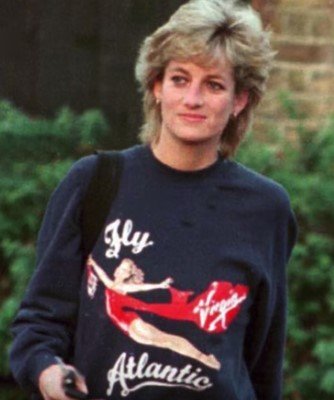 Diana’nın Sweatshirt’ü 47 Bin Euro’ya Satıldı