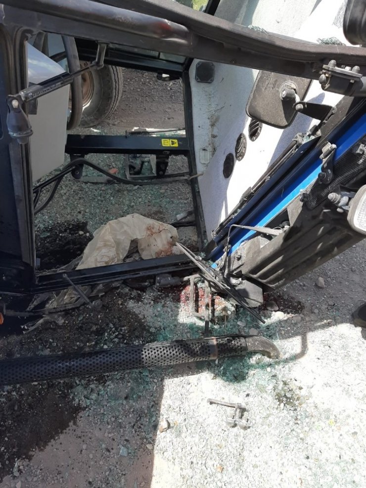 Kars’ta Trafik Kazası: 3 Yaralı