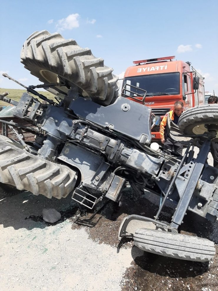 Kars’ta Trafik Kazası: 3 Yaralı