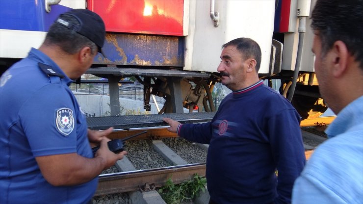 13 Yaşındaki Çocuğa Tren çarptı