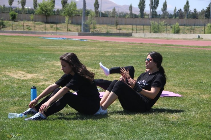 Curling Milli Takımı Erzurum’da Kamp Yapıyor