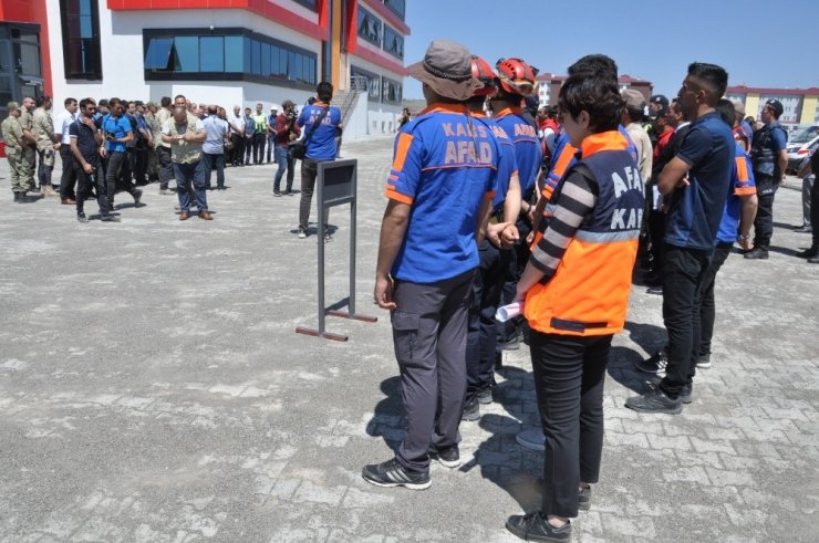 Kars’ta 'İntikal ve Toplanma' Tatbikatı