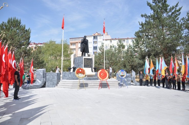 Kars’ta 'Zafer Bayramı' Kutlamaları