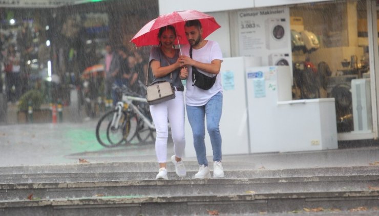 'Bölge İlleri'nde Sağanak Yağış Bekleniliyor