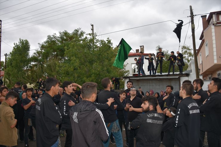 Kerbela Şehitleri Anıldı