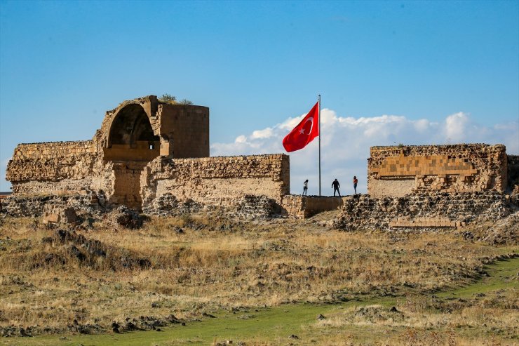 Ani Sonbaharda Bir Başka Güzel