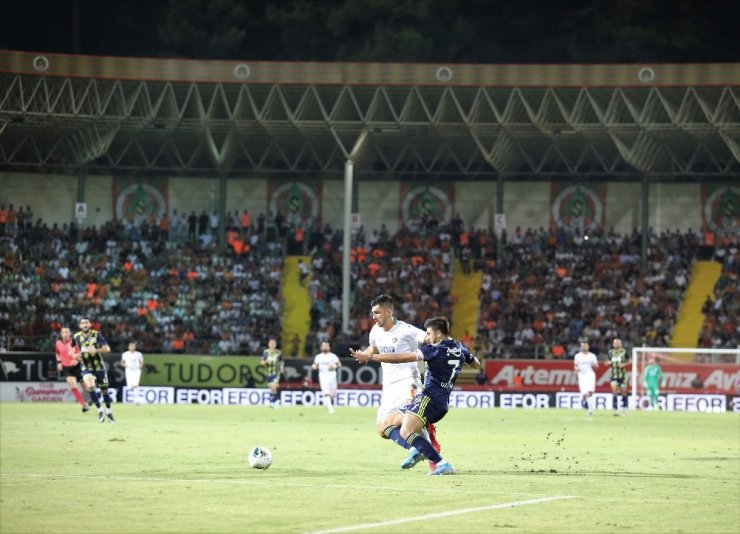 Fenerbahçe'ye Alanya'dan Darbe