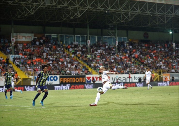 Fenerbahçe'ye Alanya'dan Darbe