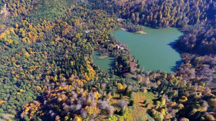 Artvin’in Karagöllerine Ziyaretçi Akını