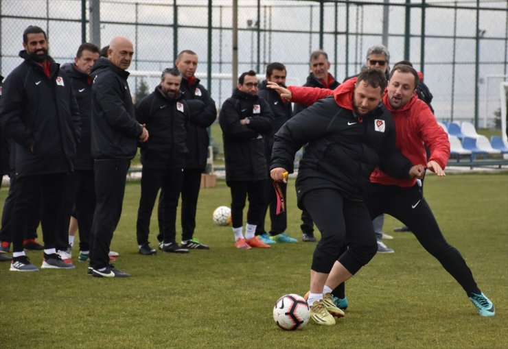 Erzurum'da UEFA B Antrenörlük Kursu