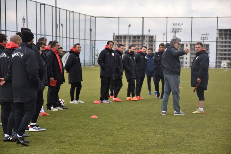 Erzurum'da UEFA B Antrenörlük Kursu