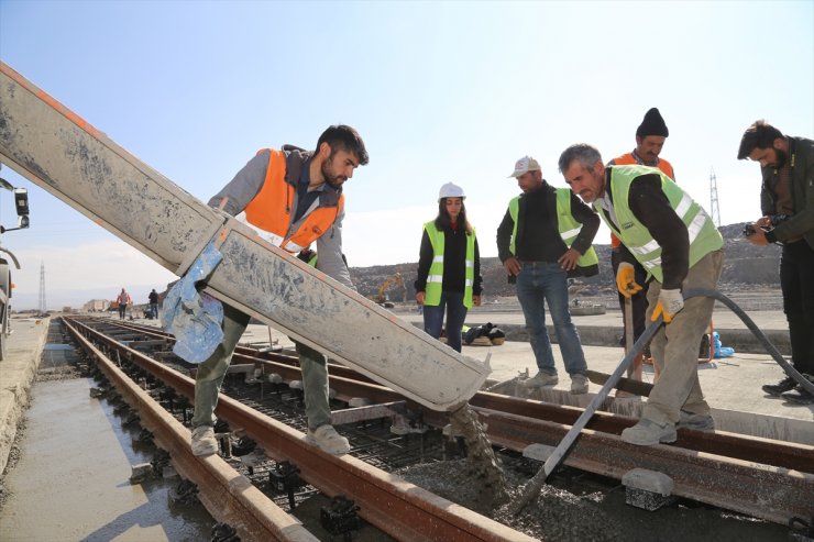 'Lojistik Merkezi' Ekibinin Kadın Mühendisi