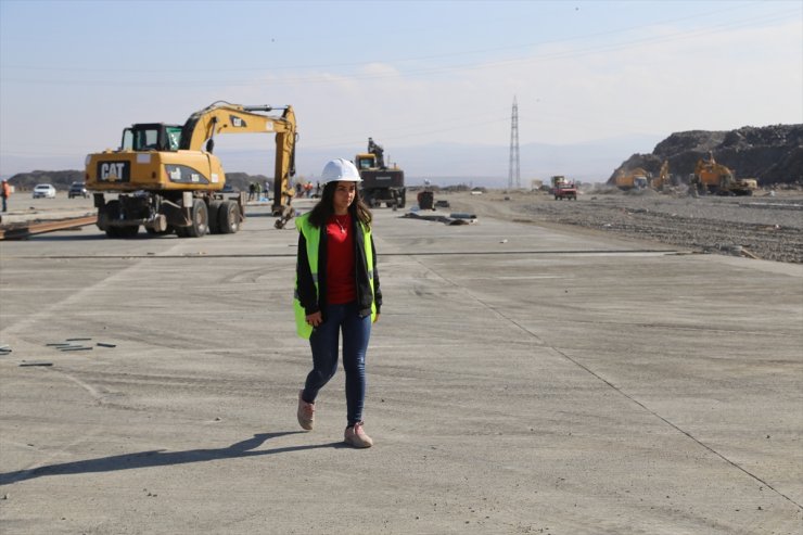 'Lojistik Merkezi' Ekibinin Kadın Mühendisi