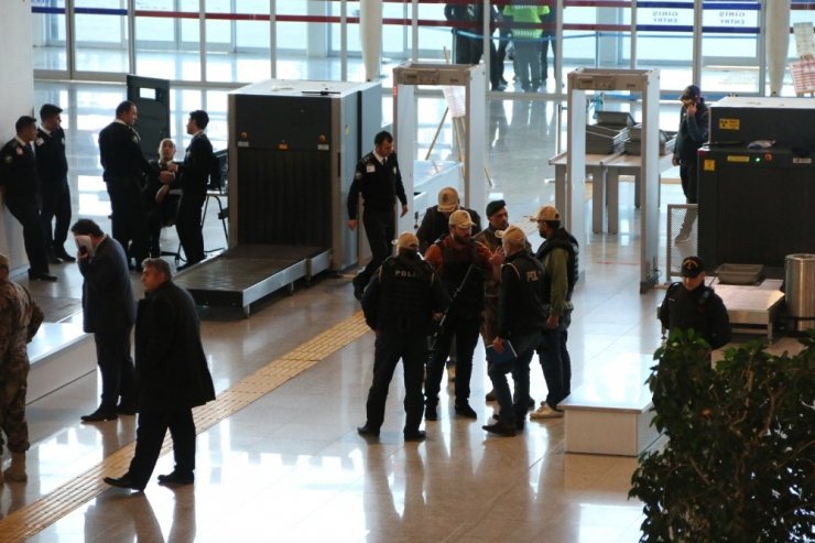 'Kars Havalimanı’nda Terör ve Rehine Tatbikatı
