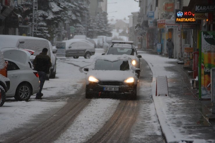 Sarıkamış’ta Yoğun Kar Yağışı