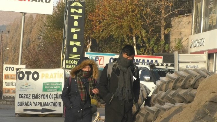 Kars’ta İşçilerin Soğukla Mücadelesi