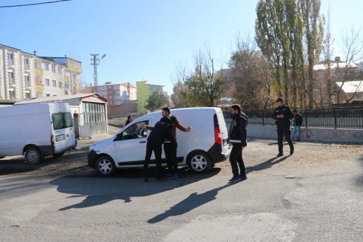 Kars’ta Asayiş Uygulamaları Devam Ediyor